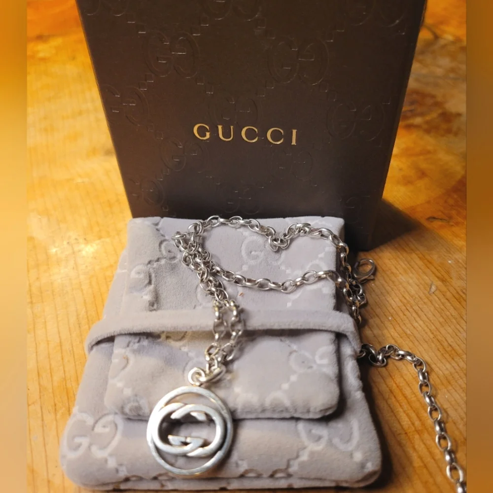 Gucci Silver GG Logo Round 925 Sterling Unisex Necklace